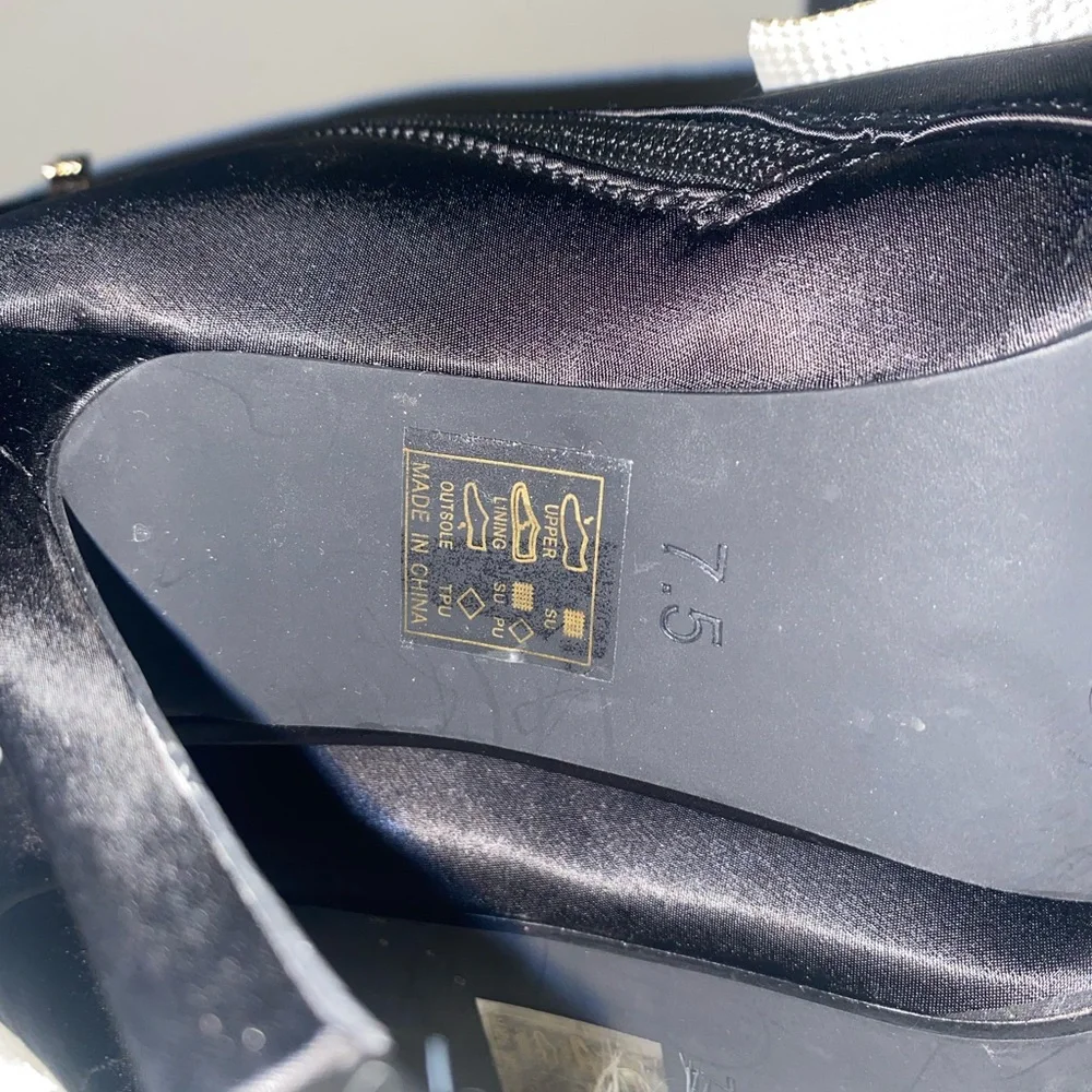 Azalea  Wang  Elegant Black Women's Shoes with Rhinestone Bow - Picture 6 of 6